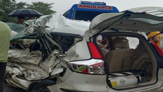 6 Killed and One Grievously Injured in Car-Truck Collision in Chhattisgarh 6 Killed and One Grievously Injured in Car-Truck Collision in Chhattisgarh