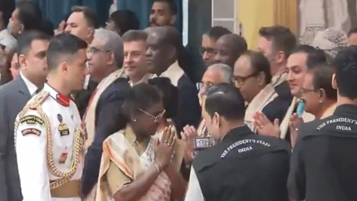 President Murmu hosts 'At Home' event at Rashtrapati Bhavan; PM Modi, others join the celebration President Murmu hosts 'At Home' event at Rashtrapati Bhavan; PM Modi, others join the celebration