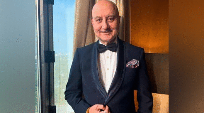 ‘I felt Honoured and Blessed…’: Anupam Kher shares a picture with Prez Murmu and expresses gratitude for inviting him to Rashtrapati Bhavan 'I felt Honoured and Blessed...': Anupam Kher shares a picture with Prez Murmu and expresses gratitude for inviting him to Rashtrapati Bhavan