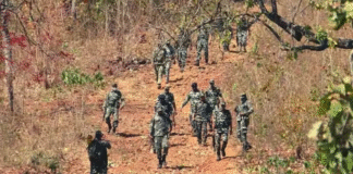 30 Naxals Surrender in Chhattisgarh’s Bijapur, Begin Rehabilitation 30 Naxals Surrender in Chhattisgarh's Bijapur, Begin Rehabilitation