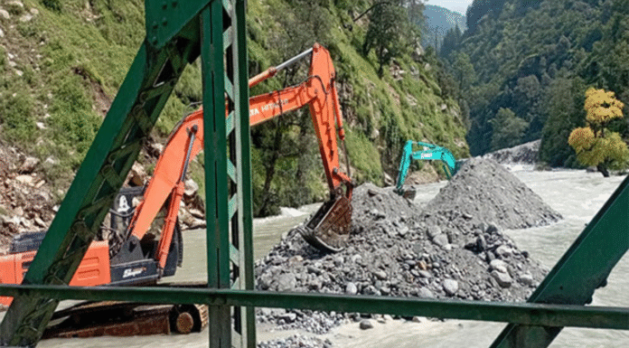 Work Underway To Increase Water Flow At Temporary Lake: Uttarkashi Administration Work underway to increase water flow at temporary lake: Uttarkashi administration