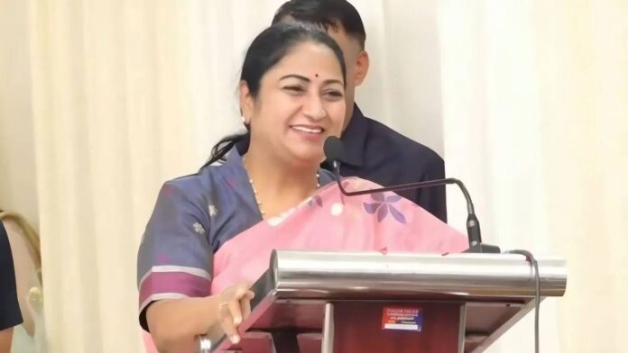 delhi cm Rekha Gupta Assures After Attack, CM Unstoppable; Arvinder Lovely Gets Yamunapar Development Responsibility In Gandhinagar