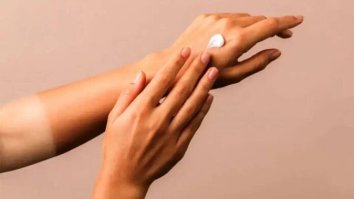 Tanning Removal Tips: Say goodbye to tanning on your hands, try these homemade masks
