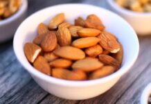 Daily Nut Intake Reduces Oxidative Stress, Strengthens Immunity, Slows Aging, Shields Cells, And Enhances Overall Health Daily Nut Intake Reduces Oxidative Stress, Strengthens Immunity, Slows Aging, Shields Cells, And Enhances Overall Health