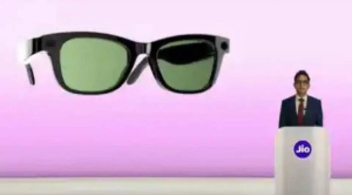 Reliance Unveils Jio Frames: AI Glasses With Calling, Music, Photos And Videos In One Device Reliance Unveils Jio Frames: AI Glasses With Calling, Music, Photos And Videos In One Device