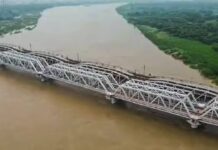 Delhi On Edge As Yamuna Floods Reach Secretariat And Civil Lines Rains Force Schools Shut Across Northern States