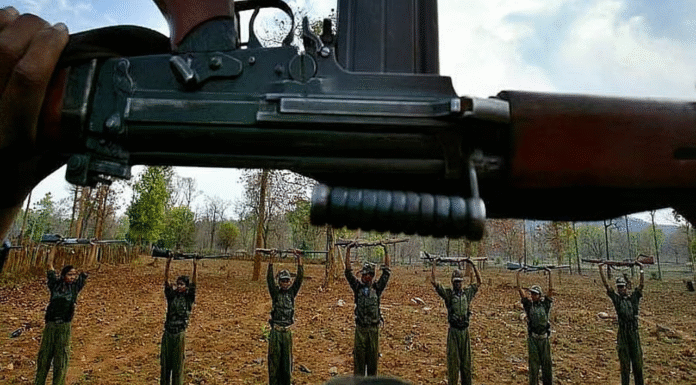 9 Wanted Maoists in Jharkhand Surrender Along With Rifles and Ammo 9 Wanted Maoists in Jharkhand Surrender Along With Rifles and Ammo