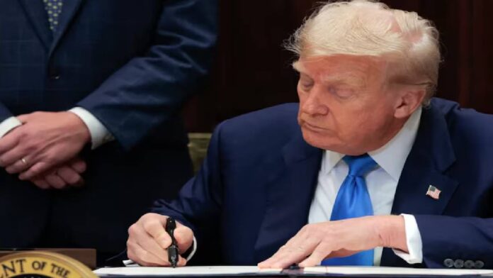 Trump Sounds Alarm: Supreme Court Tariff Verdict Could Shake India’s Global Trade Ties