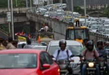 Special traffic arrangements in Mumbai in view of Ganpati immersion: parking & goods vehicles banned on some routes