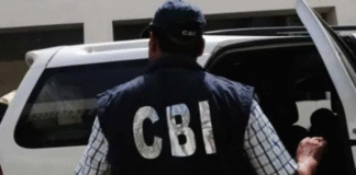 CBI Busts Rs 80,000 Bribe Case in Delhi, Arrests 4 Including MES Officers CBI Busts Rs 80,000 Bribe Case in Delhi, Arrests 4 Including MES Officers