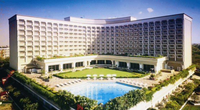 After Delhi HC, Taj Palace & Two Max Hospitals Receive Fake Bomb Threats After Delhi HC, Taj Palace & Two Max Hospitals Receive Fake Bomb Threats