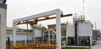 DRM Cracks Down on Delays, Orders Fast-Track of Sewerage and Platform Works at Muzaffarpur Junction DRM Inspects Muzaffarpur Junction, Demands Quick Completion of Sewerage, Platforms