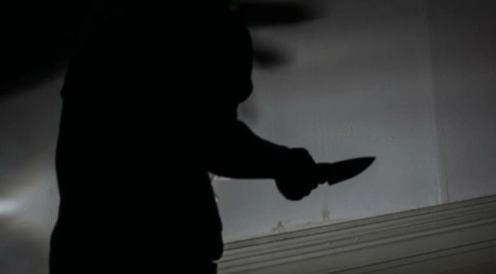 3 hurt in knife attack during attempted robbery in Delhi’s Amar Colony, 2 suspects caught 3 hurt in knife attack during attempted robbery in Delhi's Amar Colony, 2 suspects caught