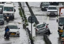 Torrential Rains Throw Haryana Into Chaos, Gurugram Submerged Torrential Rains Throw Haryana Into Chaos, Gurugram Submerged