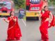 Woman’s Bhojpuri Dance On Road Amazes Crowd, Forces Bus Driver To Stop Moving Vehicle Immediately Woman’s Bhojpuri Dance On Road Amazes Crowd, Forces Bus Driver To Stop Moving Vehicle Immediately