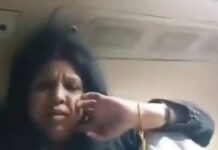 Firstly, no ticket, and then misbehaviour… Female passenger clashes with TTE in train, watch video Firstly, no ticket, and then misbehaviour... Female passenger clashes with TTE in train, watch video