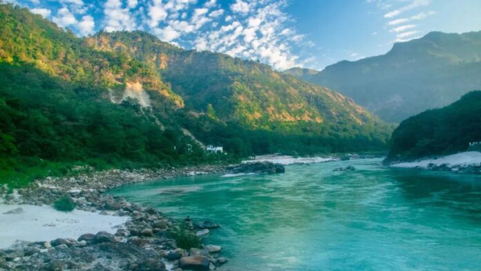 Foreign woman in bikini bathes in Ganges at Rishikesh, social media uproar erupts nationwide