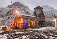 Jai Ho Shankaray! Kedarnath and Hemkund Sahib Covered in Snow, Pilgrims Enjoy Chilling Weather Jai Ho Shankaray! Kedarnath and Hemkund Sahib Covered in Snow, Pilgrims Enjoy Chilling Weather