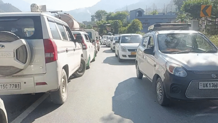 Uncontrolled Trailer Hits Six Vehicles in Tilni on Badrinath Highway