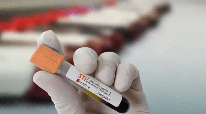 Jharkhand: 7-Year-Old Tests HIV Positive, Family Blames Blood Bank for Infected Blood; Probe On 7-year-old tests HIV positive in Jharkhand