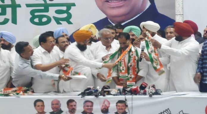 Senior leader Anil Joshi joins Congress, leaves Akali Dal Senior leader Anil Joshi joins Congress, leaves Akali Dal