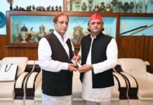 After Meeting Azam Khan… Akhilesh Yadav’s First Big Statement” 'Kya Kahein Uss Mulakat Ki Dastan...,' Akhilesh Yadav's FIRST reaction after meeting Azam Khan
