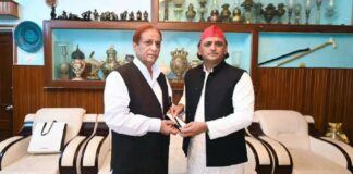 After Meeting Azam Khan… Akhilesh Yadav’s First Big Statement” 'Kya Kahein Uss Mulakat Ki Dastan...,' Akhilesh Yadav's FIRST reaction after meeting Azam Khan