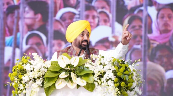 Bhagwant Mann’s Historic Invite to Rivals Wins Hearts, Proves Faith Above Politics Bhagwant Mann’s Historic Invite to Rivals Wins Hearts, Proves Faith Above Politics