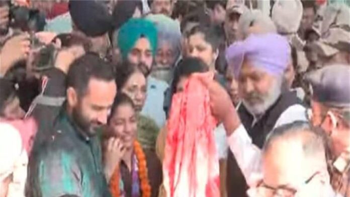 PB SARKAR (1) World Cup winning daughters of Punjab get a grand welcome, pictures surface