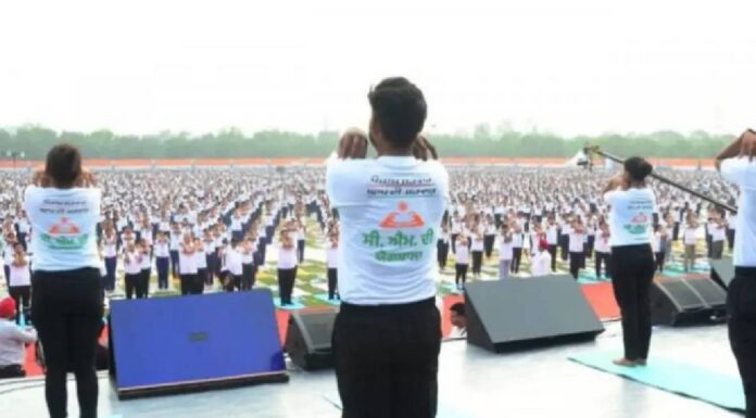 CM’s Yogashala creates history; 2 lakh people get health, 2,600 youth get employment CM's Yogashala creates history; 2 lakh people get health, 2,600 youth get employment