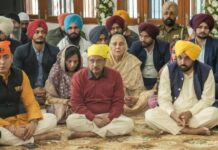 Punjab CM And Kejriwal Join Congregation Offering Prayers For Progress Peace And Community Wellbeing Punjab CM And Kejriwal Join Congregation Offering Prayers For Progress Peace And Community Wellbeing