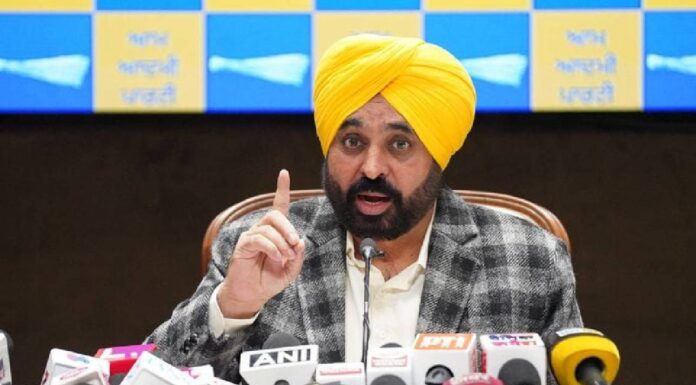 CM Mann Questions Election Process, Says Public Has Right To Ask And ECI Must Answer Fearlessly CM Mann Questions Election Process, Says Public Has Right To Ask And ECI Must Answer Fearlessly