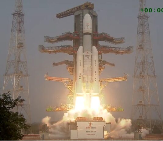 BlueBird-2 launch: ISRO’s ‘Baahubali’ Rocket LVM3-M6 Lifts Off With Heaviest Payload Ever isro