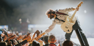 Bollywood’s Star Playback Singer Arijit Singh Announces Retirement, Leaves Fans Emotional Arijit Singh, one of Bollywood's most popular and successful singers, has made an announcement which has shocked his fans.