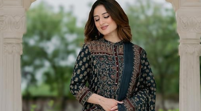 Republic Day Sale Brings Big Discounts On Daily-Wear Woolen Kurta Sets woolen kurta sets for women are available at big discounts