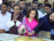 How Does Mukesh Ambani start his day? A Look At His Daily Routine Mukesh Ambani wakes up early, usually around 5 am.