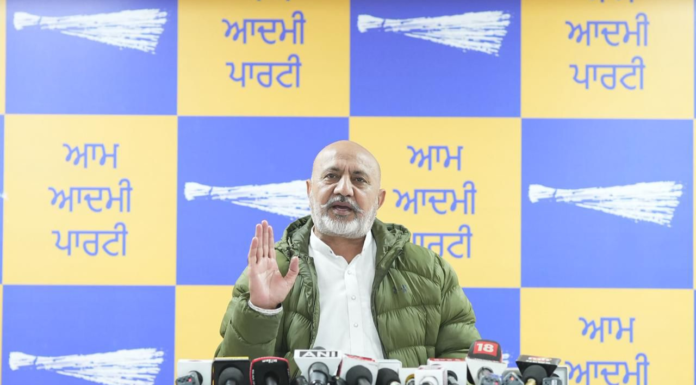 Ravneet Bittu Openly Admits Alliance With Badals Means Return Of Drugs And Gangsterism In Punjab: AAP Aam Aadmi Party (AAP) Punjab State Media In-charge Baltej Pannu.