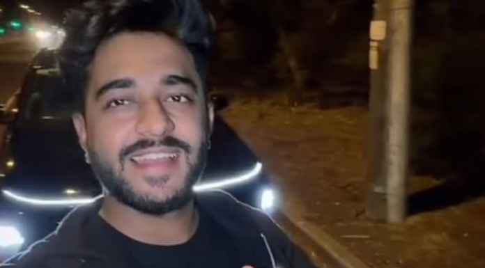 12 Hours Behind The Wheel: Here’s What An Uber Driver Earns In Australia Often people think that going abroad and driving a taxi or cab is the easiest way of earning.