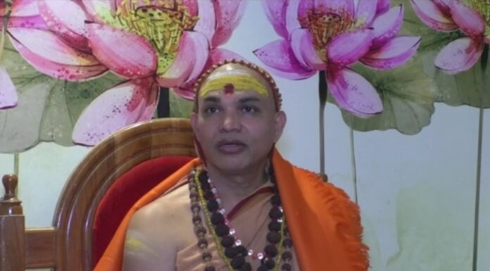 Ultimatum to Yogi government: Cow as ‘Rajya Mata’ or face agitation, says Swami Jyotish Peeth Shankaracharya Swami Avimukteshwaranand