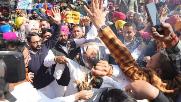 The AAP Punjab Unit General Secretary added, “The anti-Dalit mindset of the Congress party has once again been exposed before the people of Punjab.