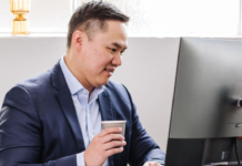 Too Much Screen Time Hurting Your Relationship? Why Digital Detox Matters For Couples Phones have become such a part of our routine that we don't keep them away from us.