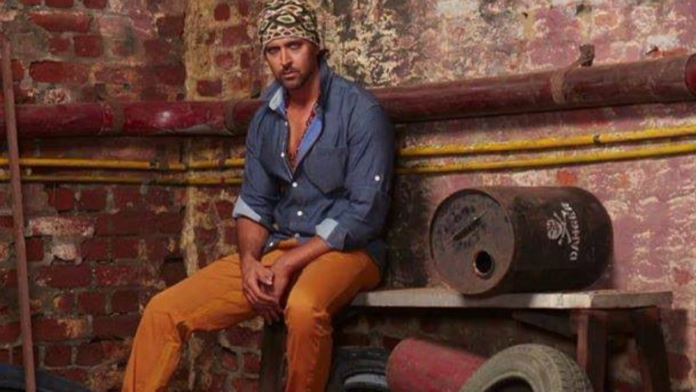 A consumer court in Rajasthan's Jhalawar has issued legal notices to Bollywood actor Hrithik Roshan.