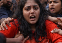 Chaos At Delhi University Over UGC Law, Woman YouTuber Allegedly Assaulted There was a tense situation in the North Campus of Delhi University on Friday.