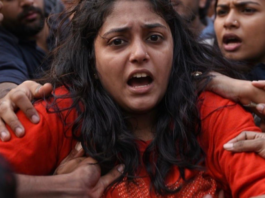 Chaos At Delhi University Over UGC Law, Woman YouTuber Allegedly Assaulted There was a tense situation in the North Campus of Delhi University on Friday.
