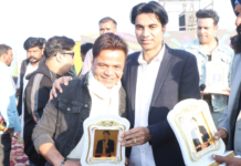 Rajpal Yadav’s Manager Thanks Film Fraternity; Reveals Several Actors, Including Salman Khan, Helped Him The first statement from Rajpal Yadav's manager, Goldie, has surfaced. Goldie revealed that many well-known Bollywood actors have extended their support.