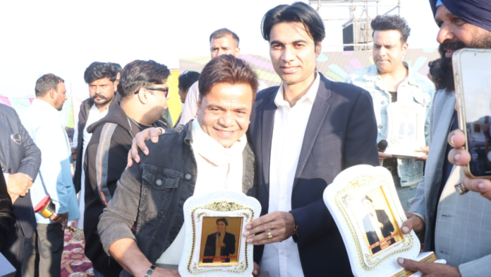 The first statement from Rajpal Yadav's manager, Goldie, has surfaced. Goldie revealed that many well-known Bollywood actors have extended their support.