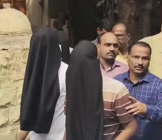 Rohit Shetty Firing Case: UP STF Nab Main Shooter In Agra; Links To Lawrence Bishnoi Unearthed A major revelation has been made in the shootout at film director Rohit Shetty's Juhu residence in Mumbai.