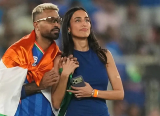 Hardik Pandya Angry With MI? Social Media Action Triggers Fresh Rumours