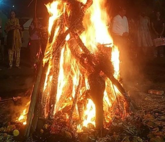 Holi 2026: When And How To Bring Holika Dahan Ashes Home? Know The Right Way The fire of Holika Dahan burns away negative energy and obstacles into ashes. The remaining ashes are regarded as highly auspicious and protective.