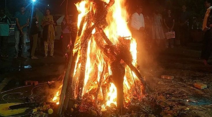 Holi 2026: When And How To Bring Holika Dahan Ashes Home? Know The Right Way The fire of Holika Dahan burns away negative energy and obstacles into ashes. The remaining ashes are regarded as highly auspicious and protective.